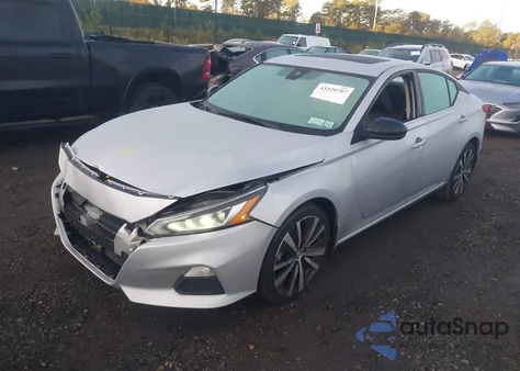 2021 Nissan Altima Sr Intelligent Awd z USA, uszkodzony, nr VIN 1N4BL4CWXMN349950